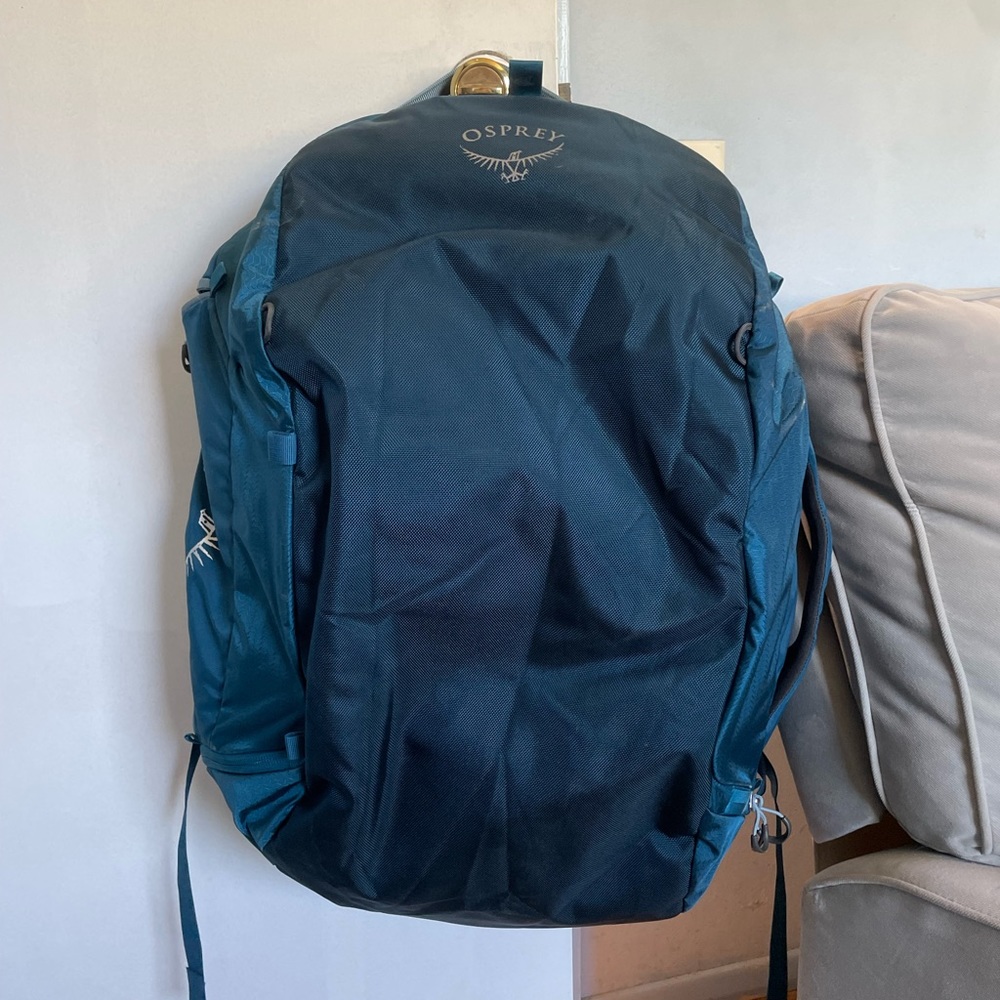 Osprey duffle bag